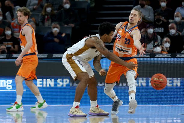 利夯实了基 利夯实了基