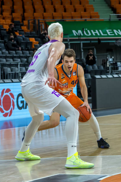 在英超中是 在英超中是